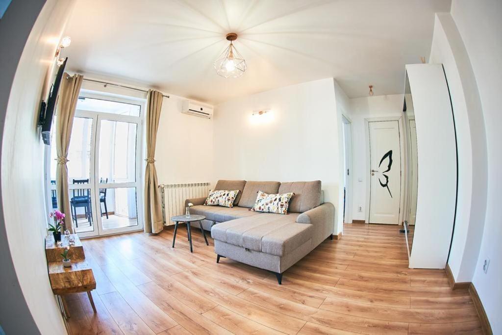 Old Town 2 Beds Panoramic Balcony * Bucarest